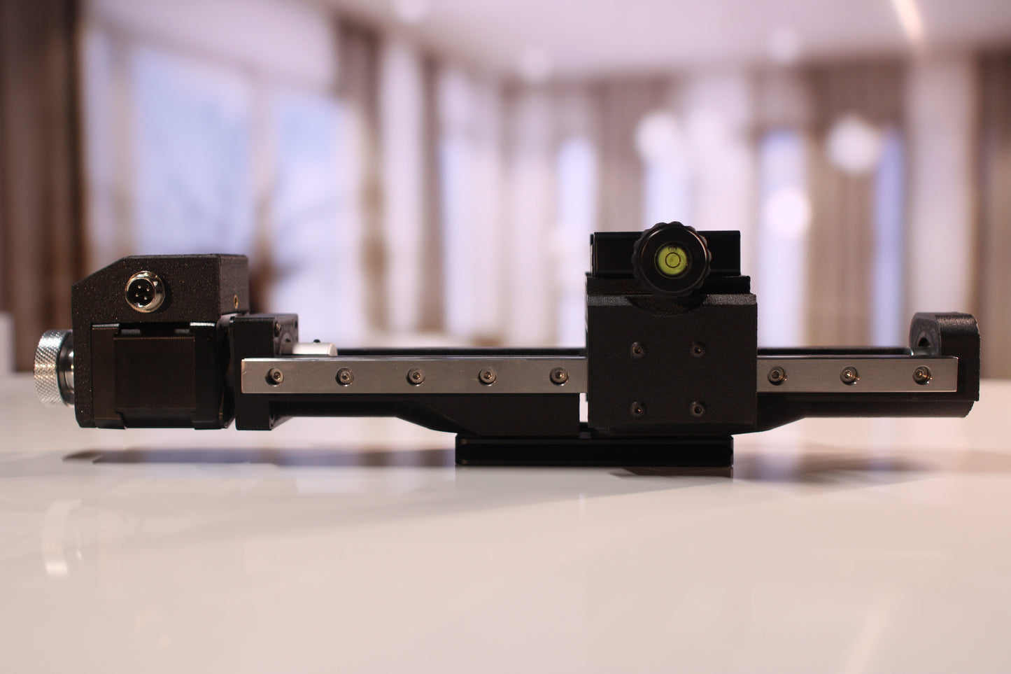 M1 Focusing Rail